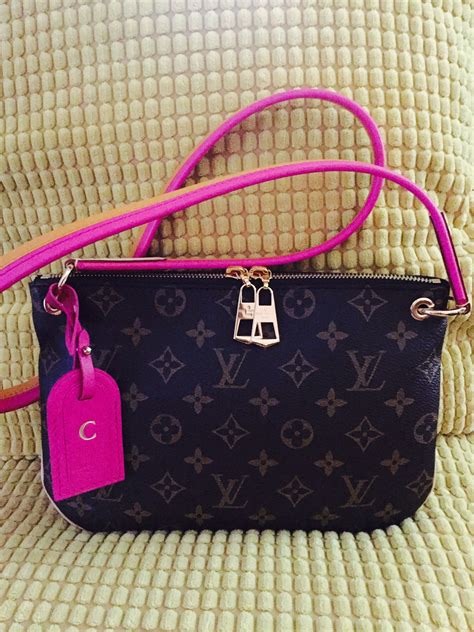 louis vuitton pouch women|louis vuitton pouch with strap.